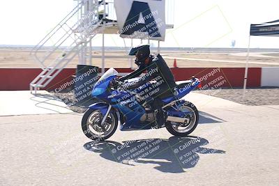 media/Nov-03-2025-Lets Ride (Mon) [[4d74c1c4d3]]/A Group/Grid/